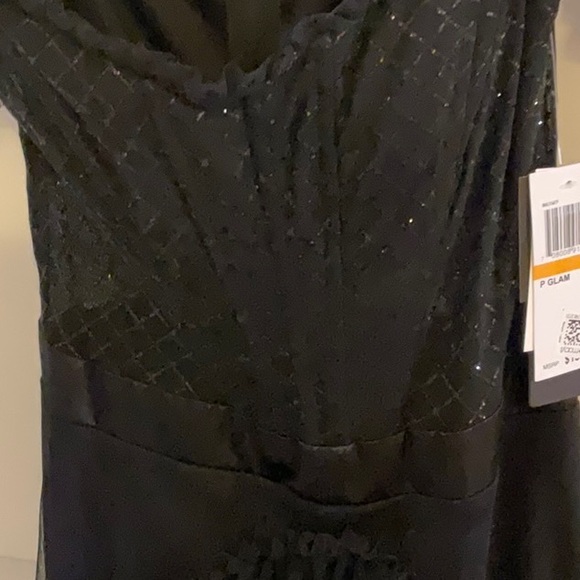 City Studio black formal Size 3 - Purchased from Macy’s. Black with sparkle top - Picture 3 of 8